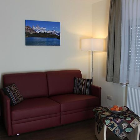 Gastehaus Anton Hotel Oberursel Eksteriør billede